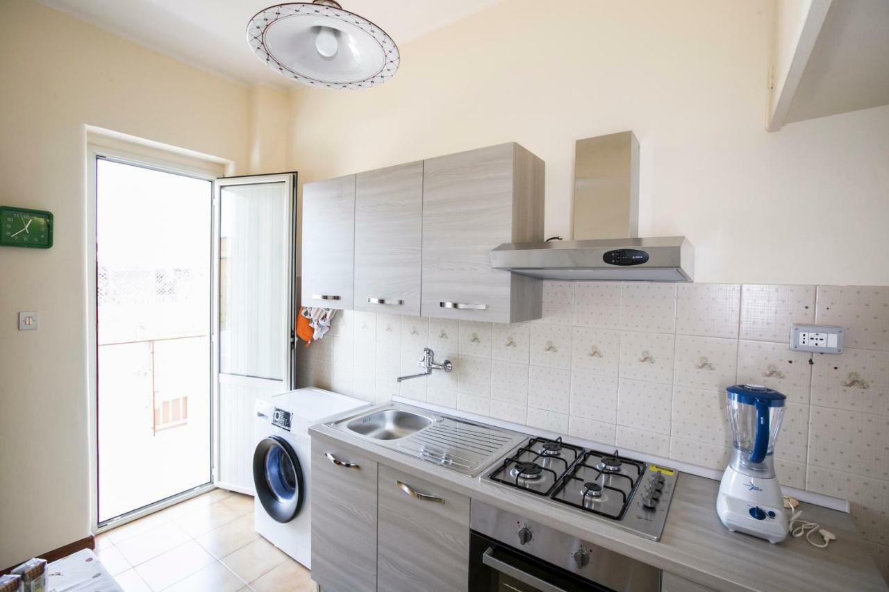 A Casa Di Rossella Apartment Catania Bagian luar foto